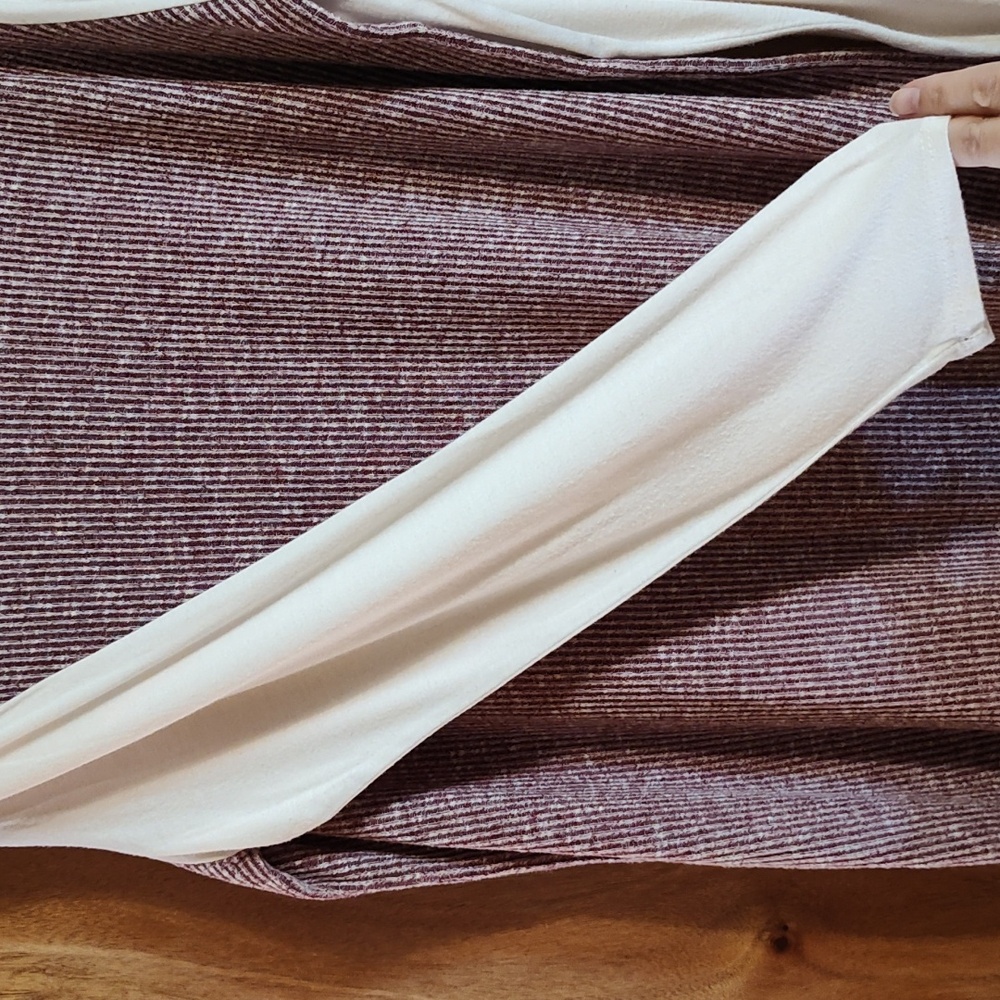 Sweet Journey Ribbed Mixed Media Turtleneck Top Marled Burgundy Cream Sleeves 2X - Picture 5 of 11